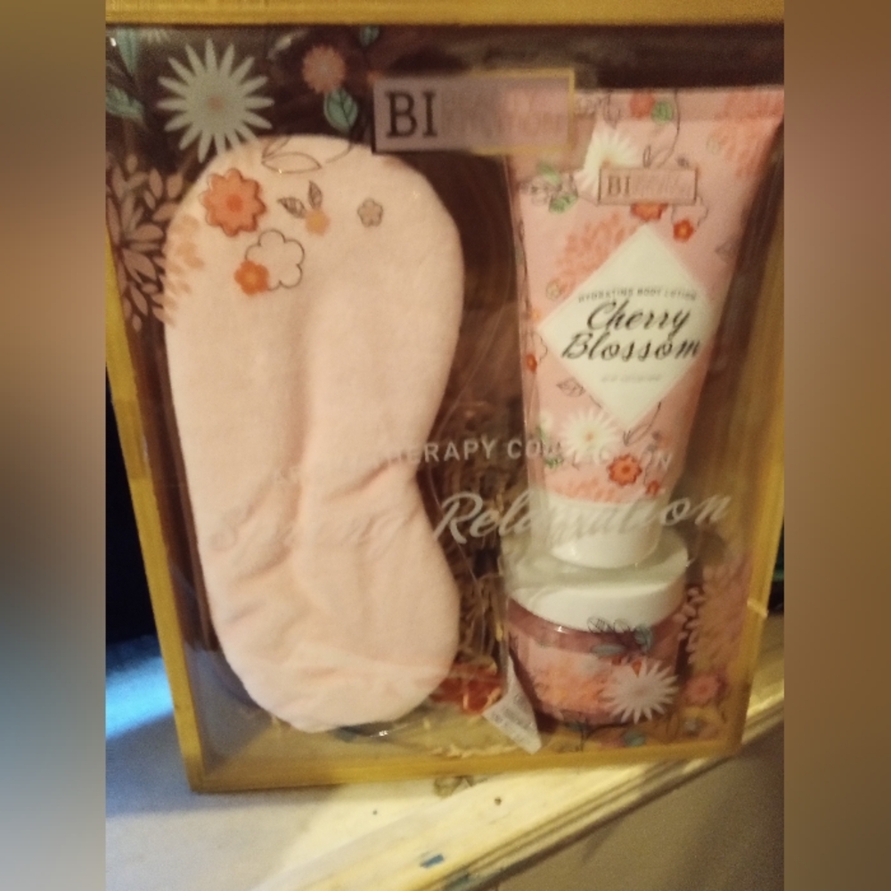 Bath set